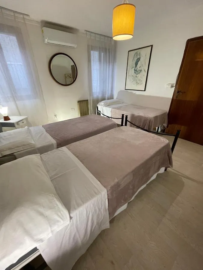 King'S Garden Hotel Venice Guest house